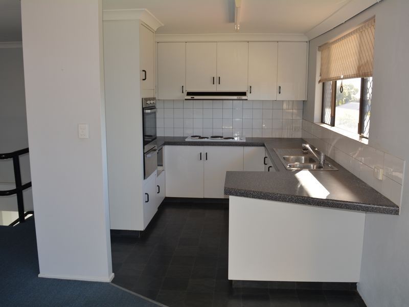 4/459 Alderley Street, Harristown QLD 4350