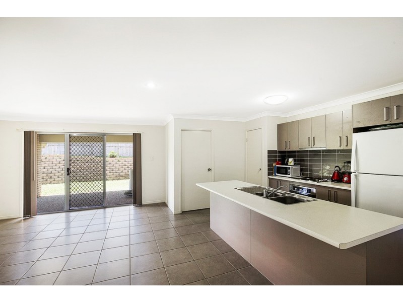 12 McMorrow Street, Kearneys Spring QLD 4350