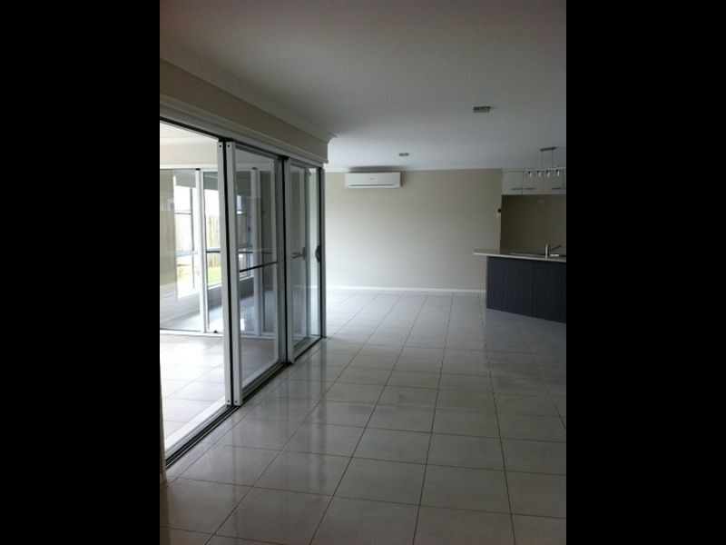 10 Graves Drive, Kearneys Spring QLD 4350