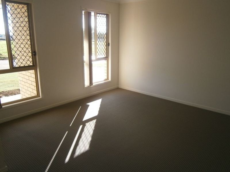 6 McMorrow Street, Kearneys Spring QLD 4350