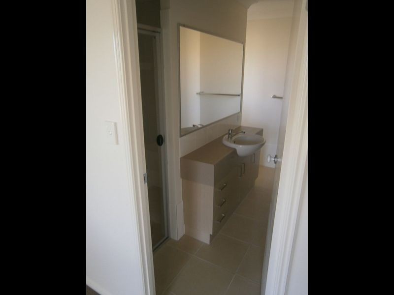 6 McMorrow Street, Kearneys Spring QLD 4350