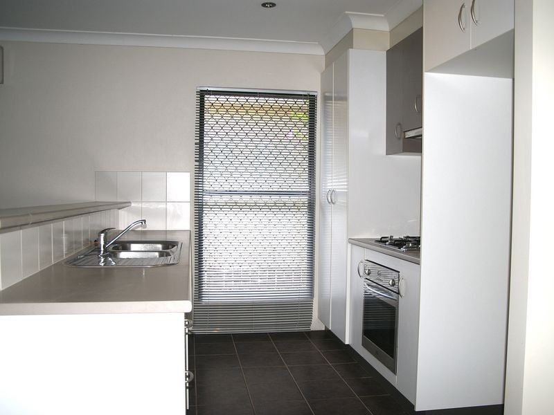 2/758 Ruthven Street, South Toowoomba QLD 4350