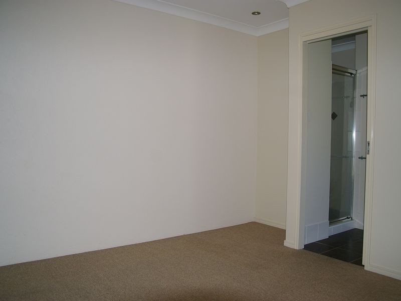 2/758 Ruthven Street, South Toowoomba QLD 4350