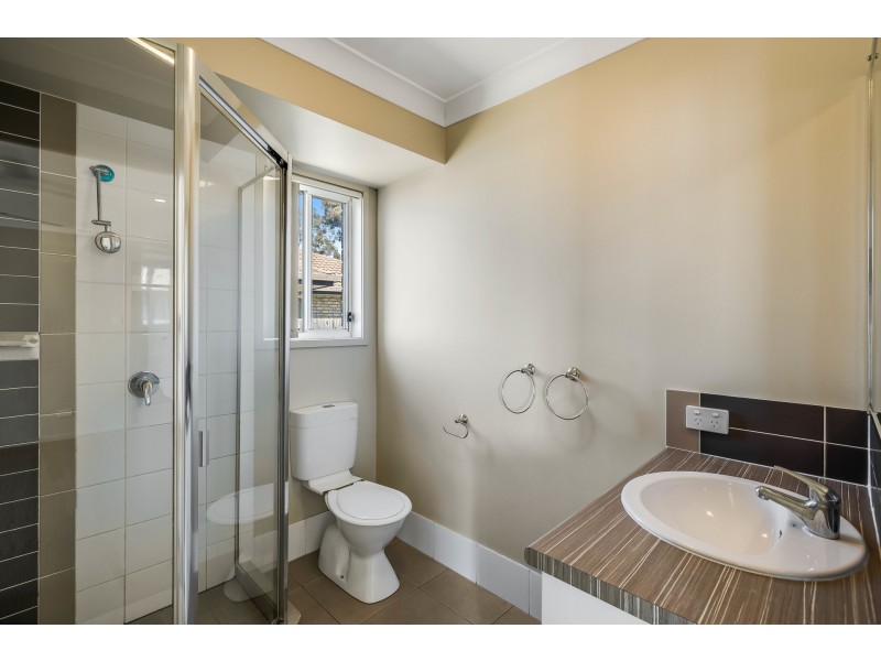 10 Latham Court, Wilsonton Heights QLD 4350