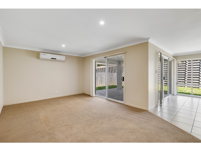 10 Latham Court, Wilsonton Heights QLD 4350