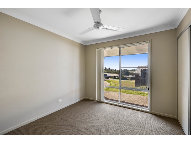 10 Latham Court, Wilsonton Heights QLD 4350