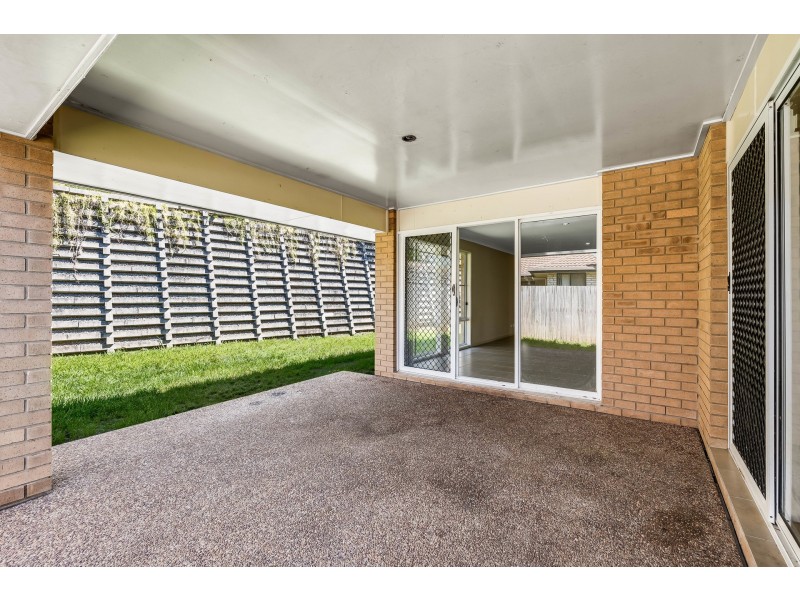 10 Latham Court, Wilsonton Heights QLD 4350