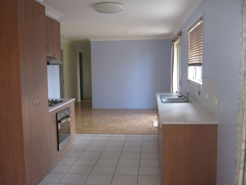 2a Eton Street, Cambooya QLD 4358