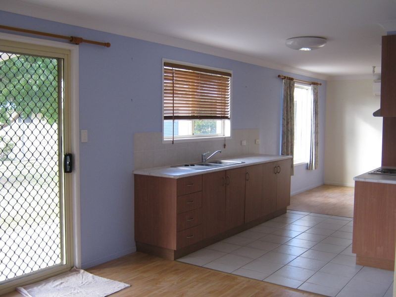 2a Eton Street, Cambooya QLD 4358