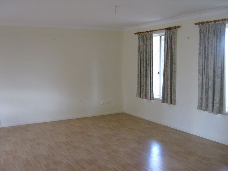 2a Eton Street, Cambooya QLD 4358