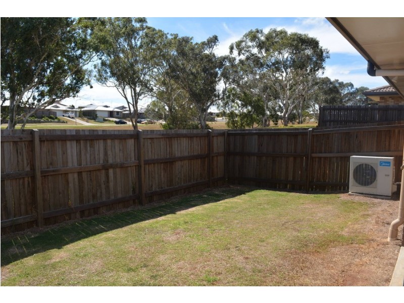 1/45 Sunset Drive, Glenvale QLD 4350