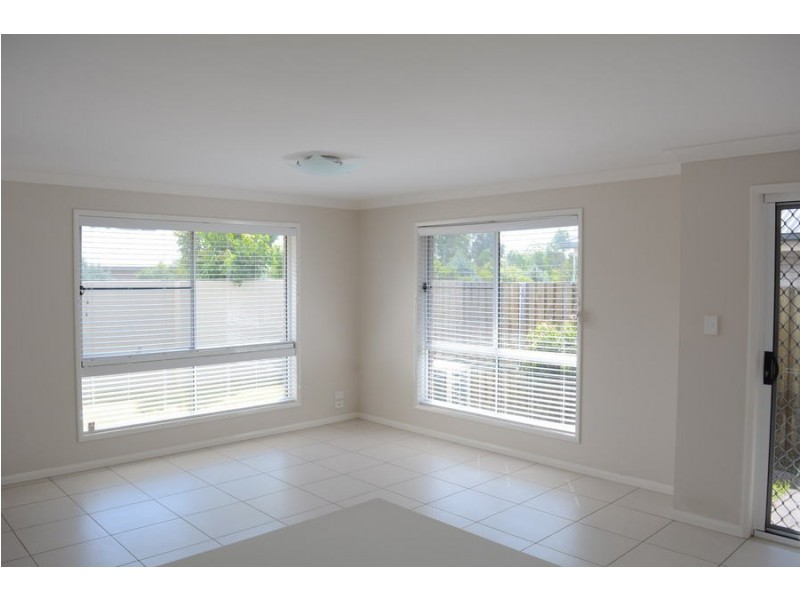 1/152 Kearney Street, Kearneys Spring QLD 4350