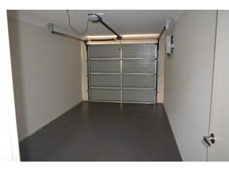 239b New England Highway, Harlaxton QLD 4350