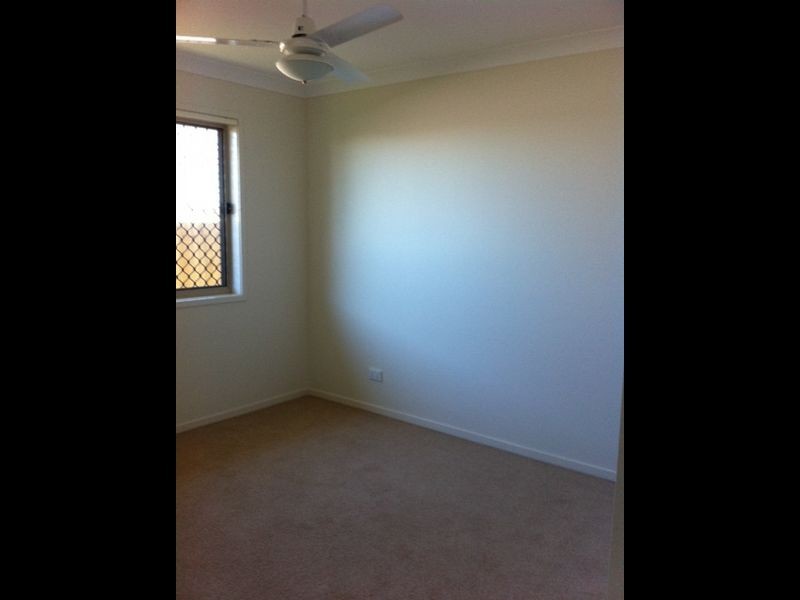 17 Sweeney Street, Kearneys Spring QLD 4350