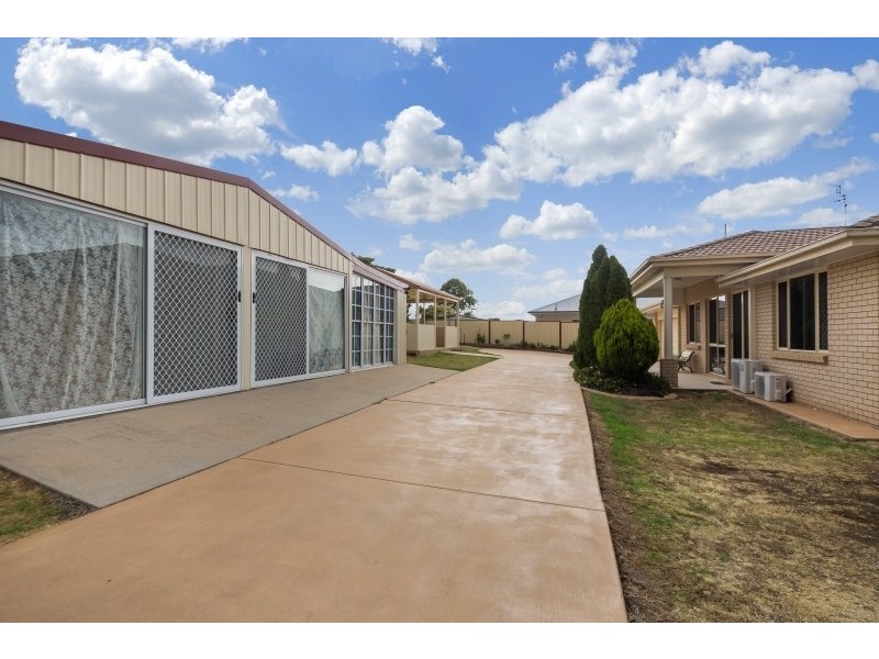 36 Belclaire Drive, Westbrook QLD 4350