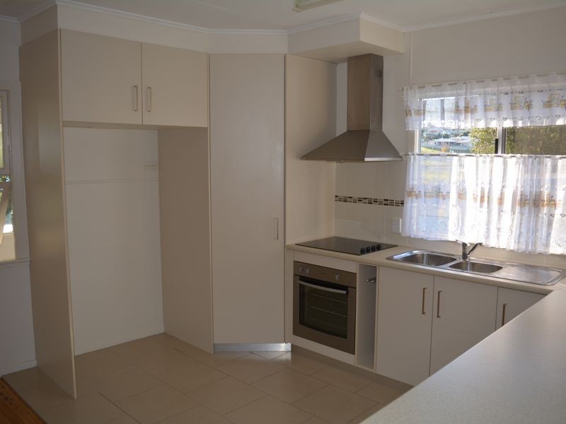 5 Eardley Street, Newtown QLD 4350