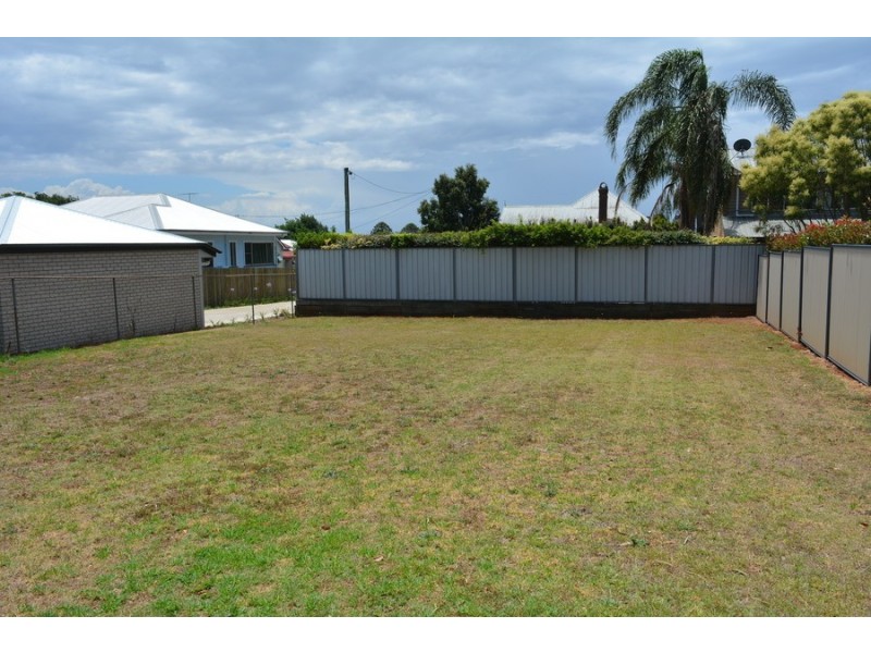 1/169 Perth Street, South Toowoomba QLD 4350