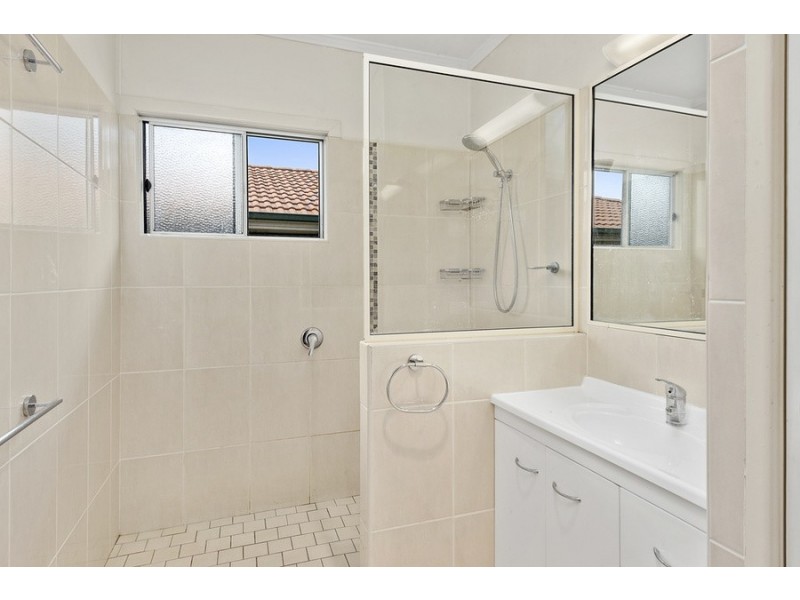 5 Eardley Street, Newtown QLD 4350