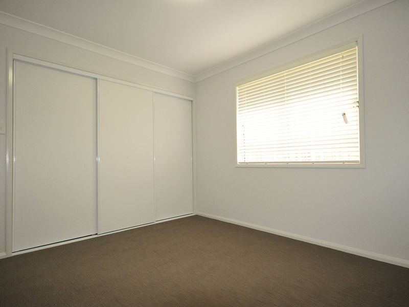 2/418 Hume Street, Kearneys Spring QLD 4350
