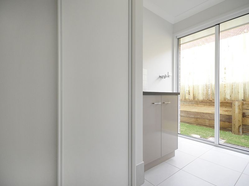 2/418 Hume Street, Kearneys Spring QLD 4350