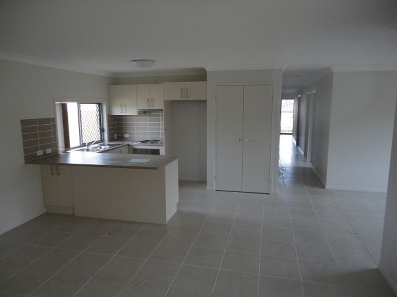 3 Cooranga Street, Glenvale QLD 4350