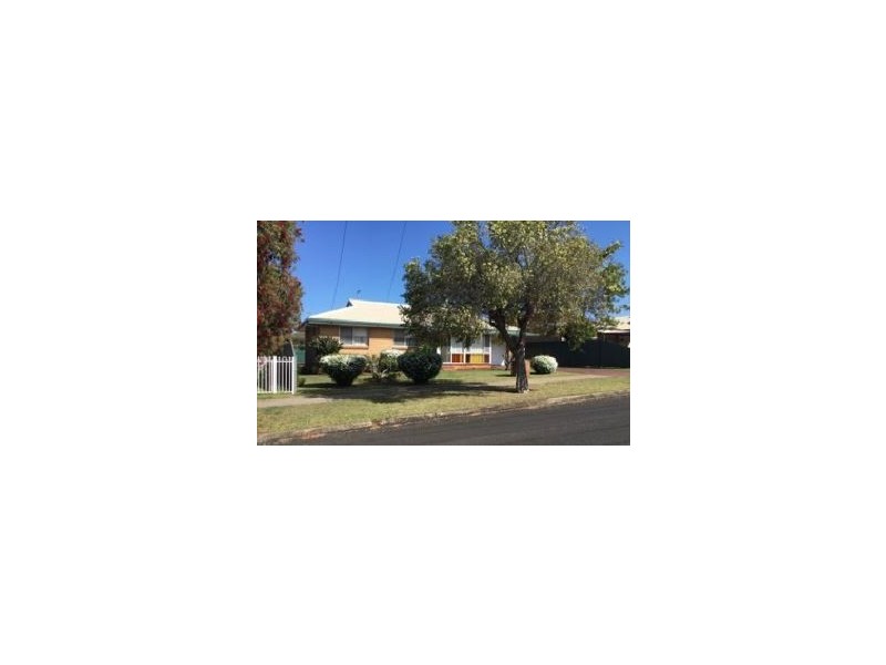 9 Erin Street, Wilsonton QLD 4350