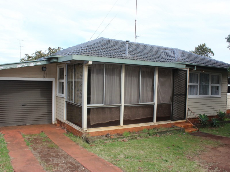 320 Alderley Street, Kearneys Spring QLD 4350