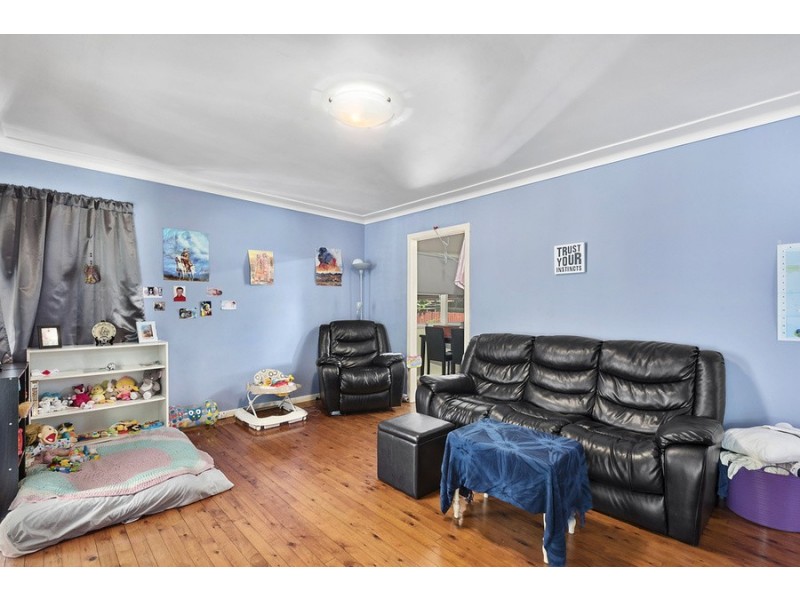 320 Alderley Street, Kearneys Spring QLD 4350