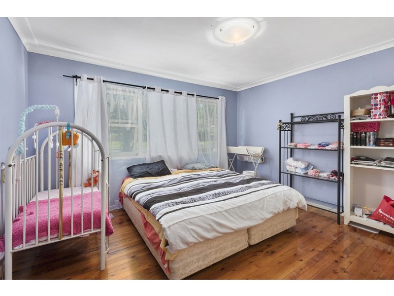 320 Alderley Street, Kearneys Spring QLD 4350