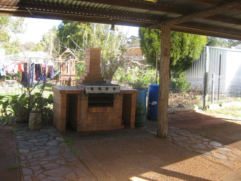 9 Klein Street, South Toowoomba QLD 4350