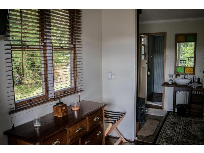 3468 Esk Hampton Road, Ravensbourne QLD 4352