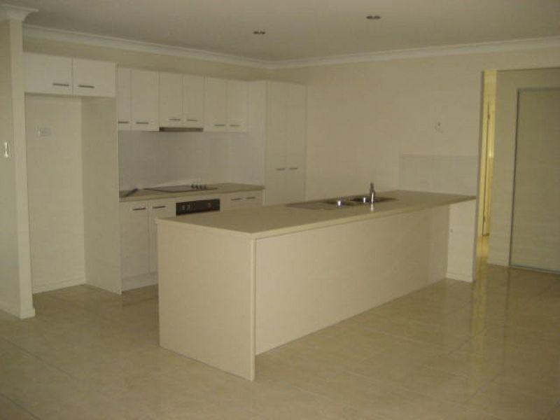 14 Sandalwood Drive, Glenvale QLD 4350