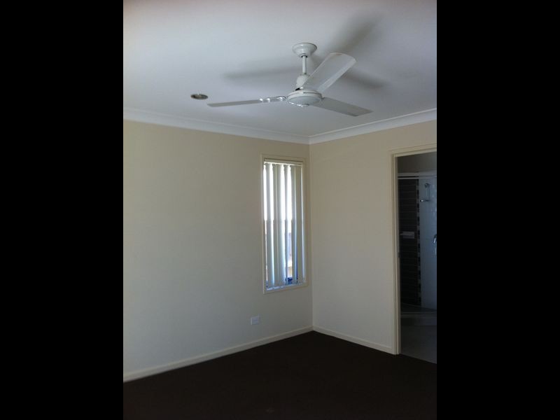 90a Hogg Street, Wilsonton QLD 4350