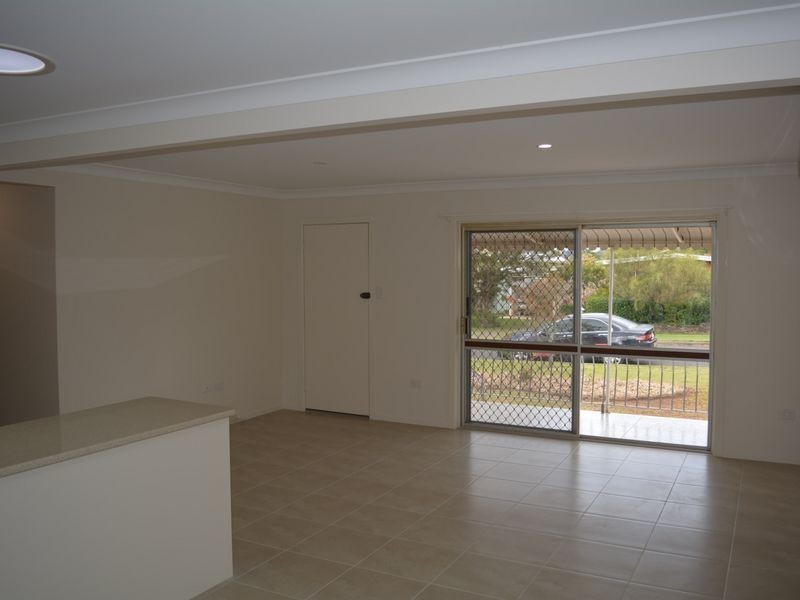 11 Leahy Street, Rockville QLD 4350