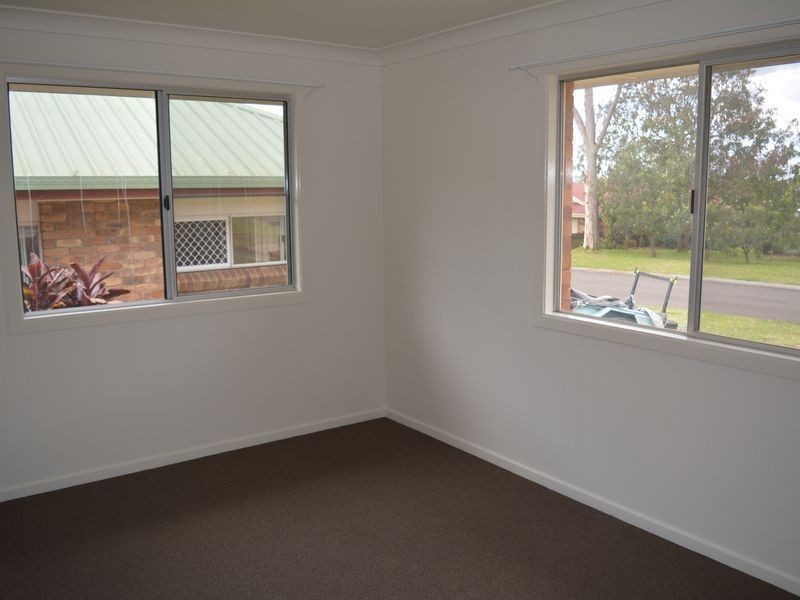 11 Leahy Street, Rockville QLD 4350