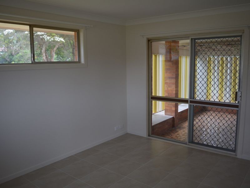 11 Leahy Street, Rockville QLD 4350