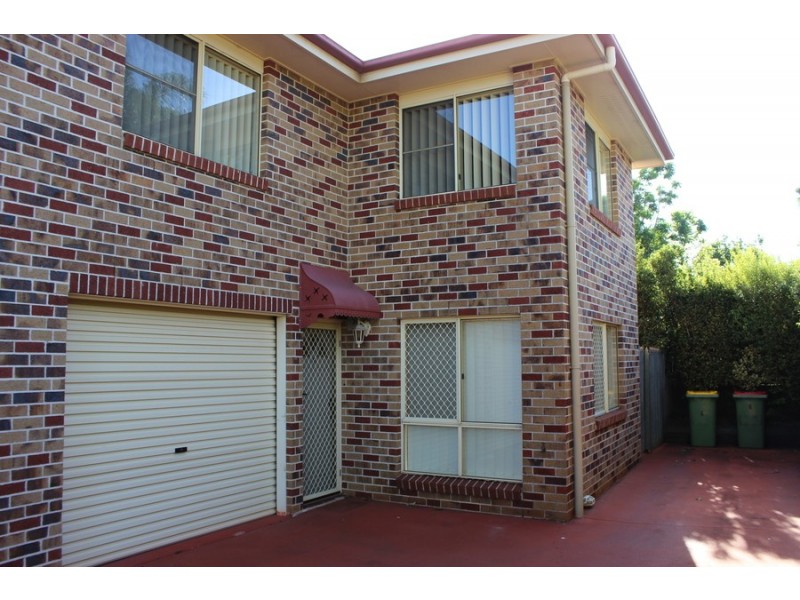 6/33 Helen Street, Newtown QLD 4350