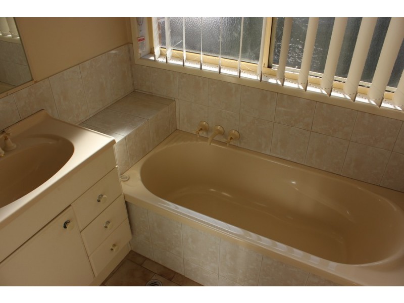 6/33 Helen Street, Newtown QLD 4350