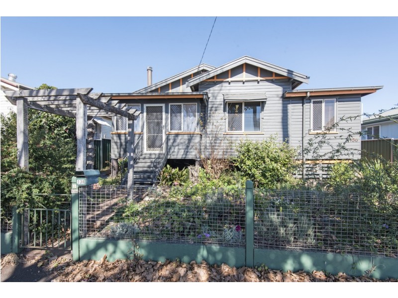 136 James Street, South Toowoomba QLD 4350