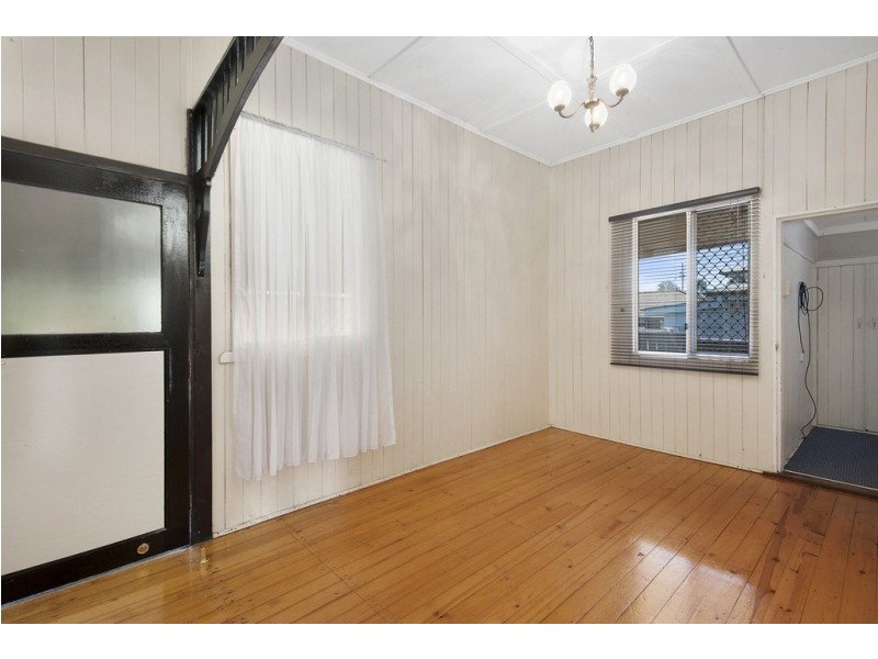 136 James Street, South Toowoomba QLD 4350