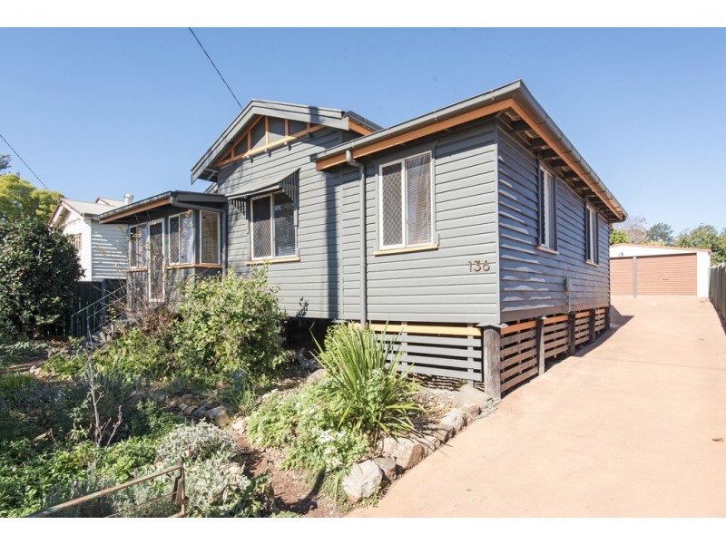 136 James Street, South Toowoomba QLD 4350