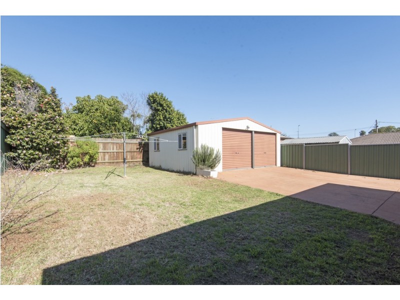 136 James Street, South Toowoomba QLD 4350