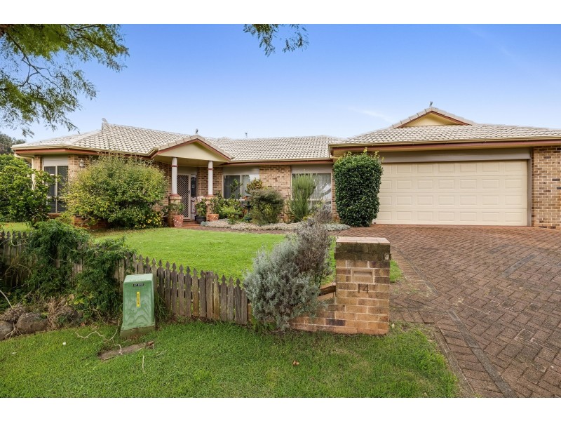 14 Spring Garden Court, Middle Ridge QLD 4350