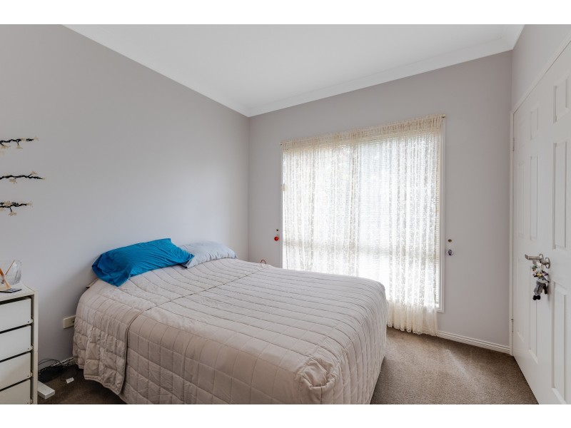 14 Spring Garden Court, Middle Ridge QLD 4350