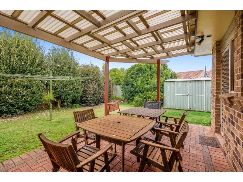 14 Spring Garden Court, Middle Ridge QLD 4350