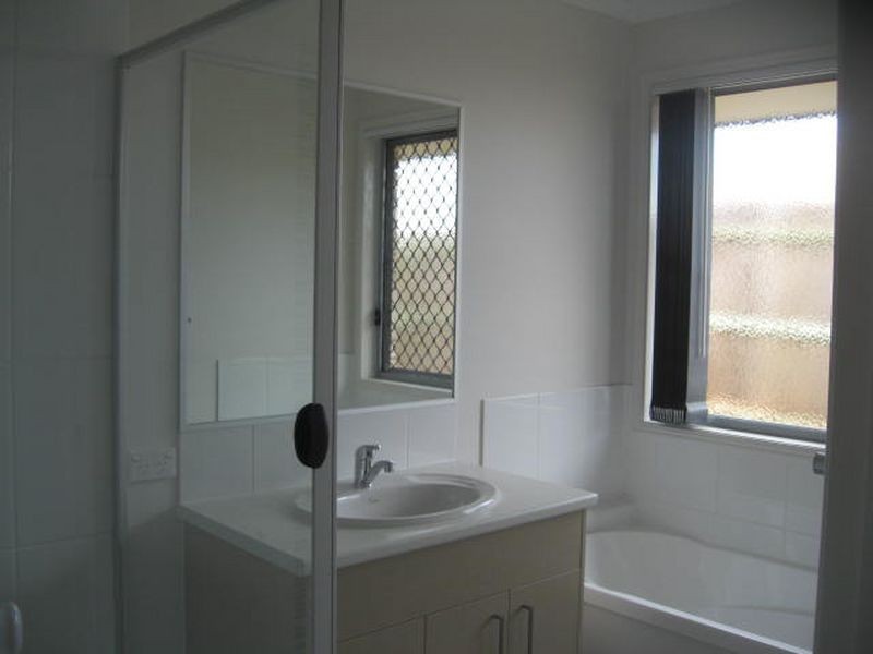 38 Kalimna Drive, Highfields QLD 4352