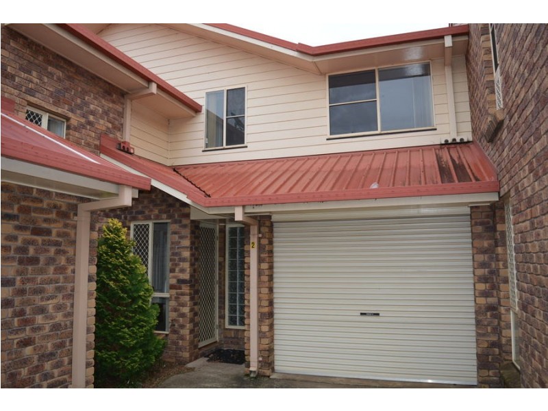 2/390 Stenner Street, Kearneys Spring QLD 4350