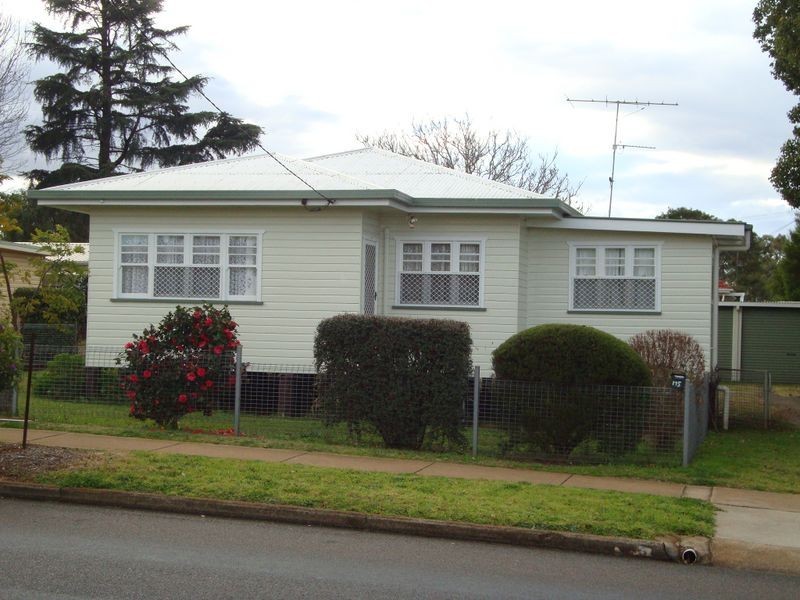 175 North Street, Rockville QLD 4350