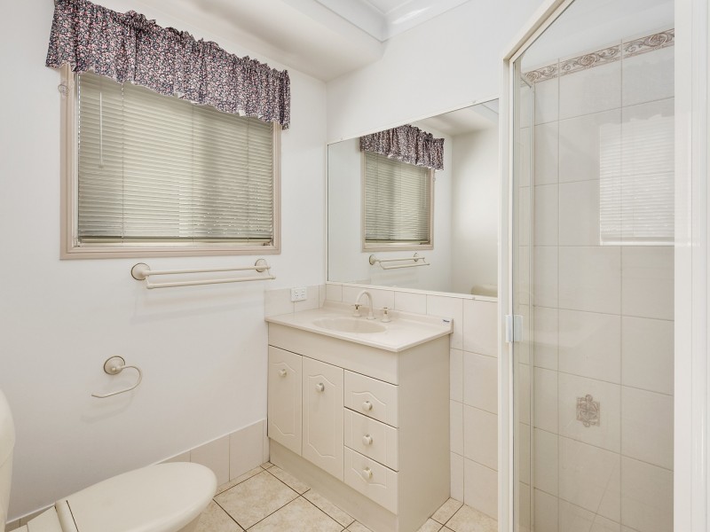 17 Elvery Court, Middle Ridge QLD 4350