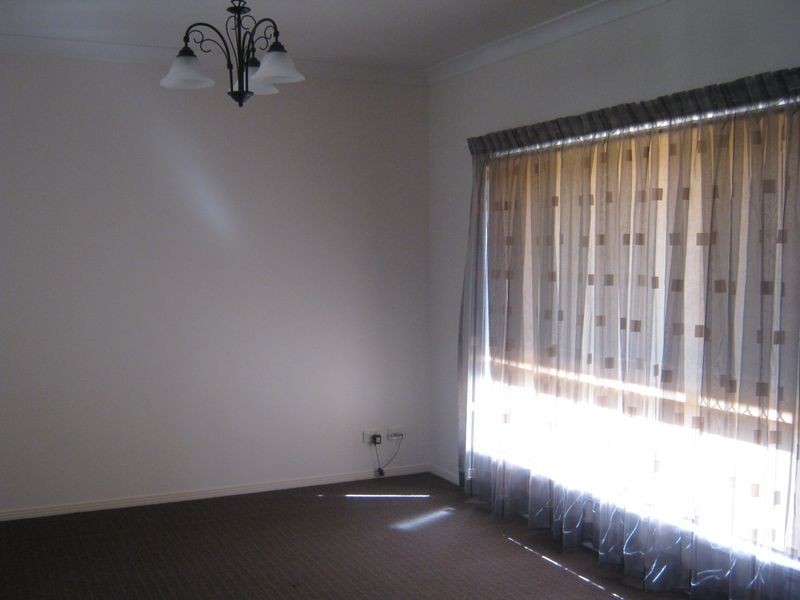 9 Karingal Court, Glenvale QLD 4350
